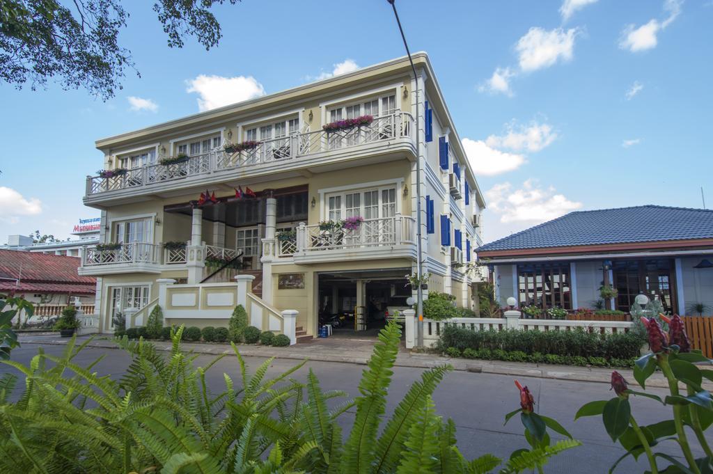 Le Bouton D'Or Boutique Hotel Тхакхэк Экстерьер фото